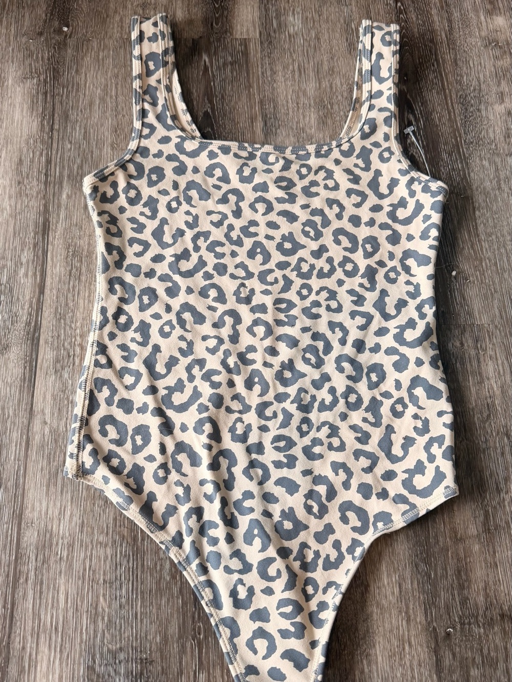 Abercrombie & Fitch Beige and Gray Leopard Print Bodysuit - Picture 1 of 4
